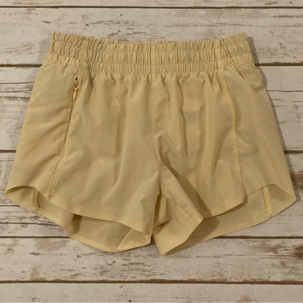 Athleta Girl Hear The Hustle 2.5” Lined Shorts Medium/8-10